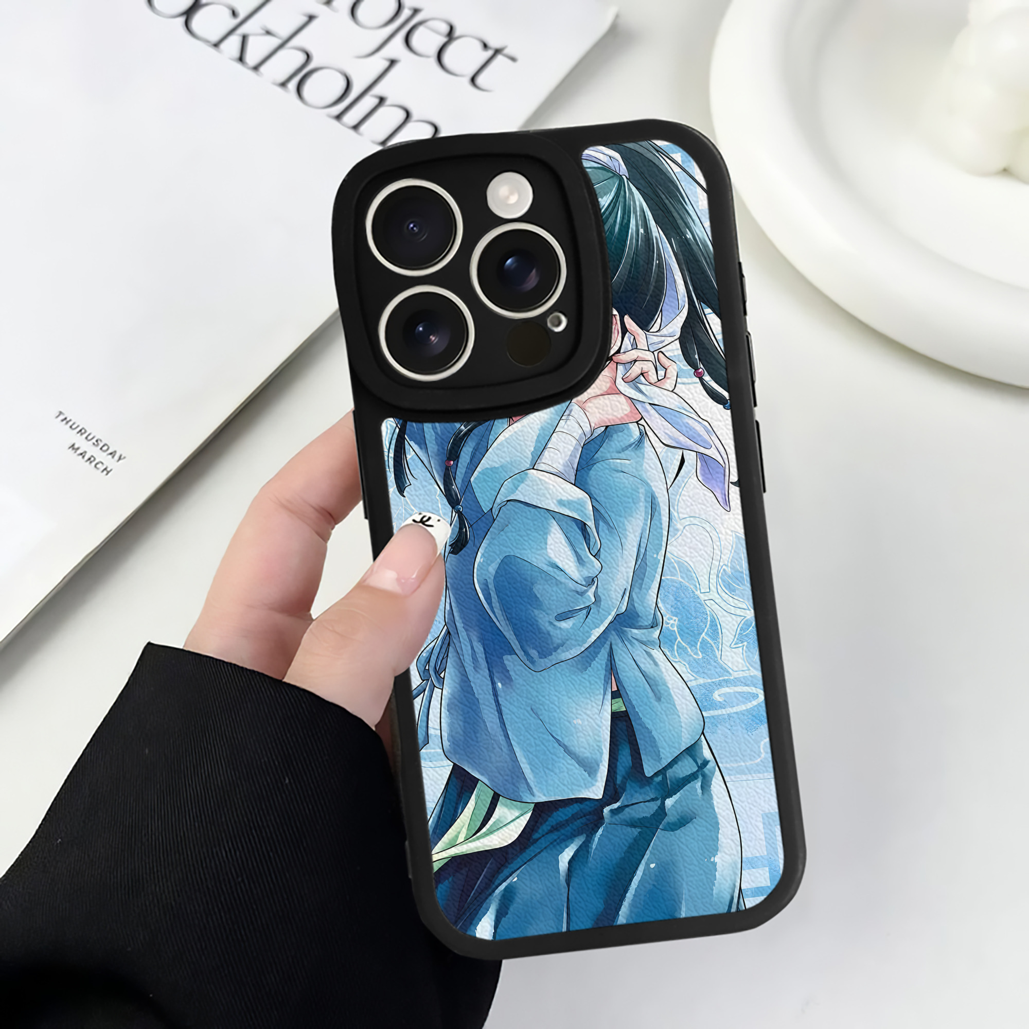（画像用） 薬屋のひとりごと The Apothecary Diaries 【iPhone 16シリーズ対応】シリコンスマホケース（レザー調） 材質：シリコン